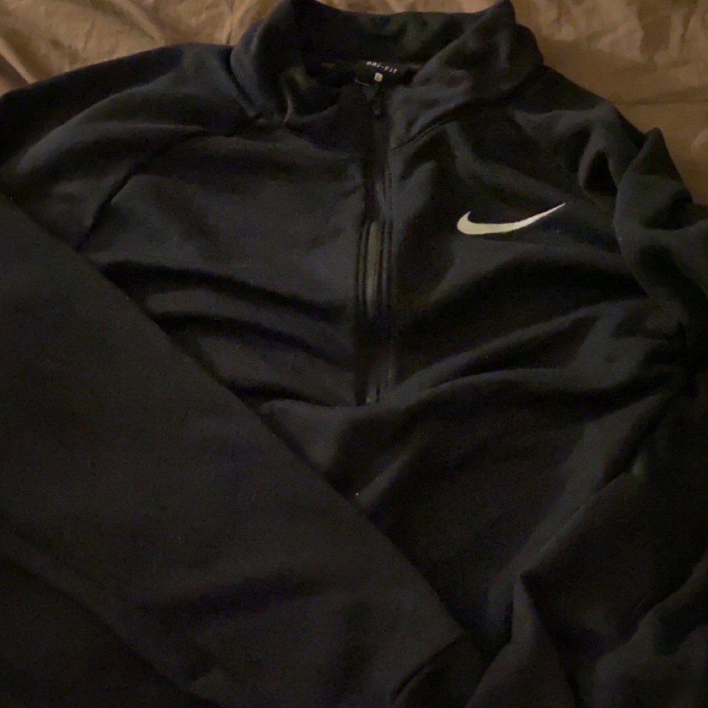 Brand new Nike sweat shirt